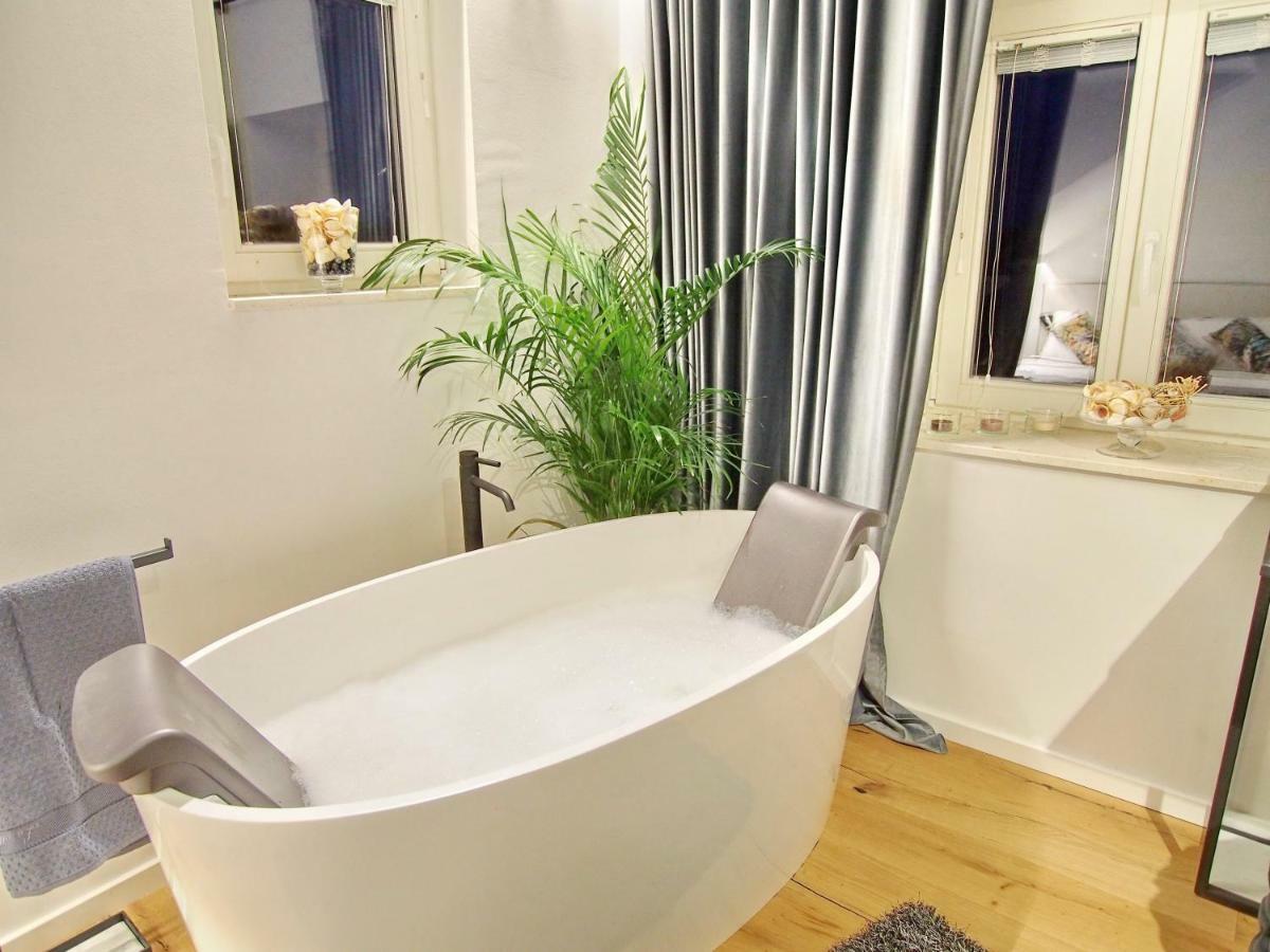 La E Bella Ii Maison d'hôtes 4*